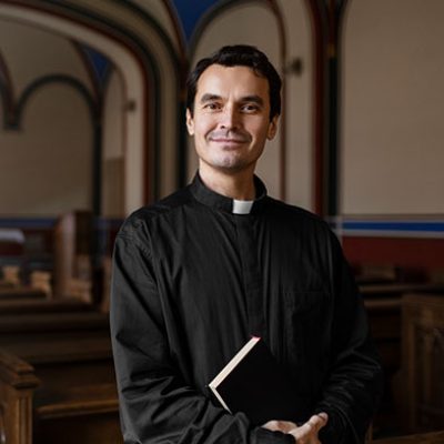 From Data Capital to Unicorn Factory: Startup Pathways in AI for Viksit Bharat